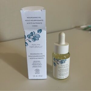 Mary Kay Naturally Nourishing Oil - Cream and White